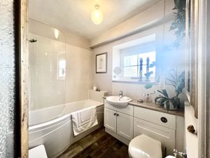 Bathroom- click for photo gallery